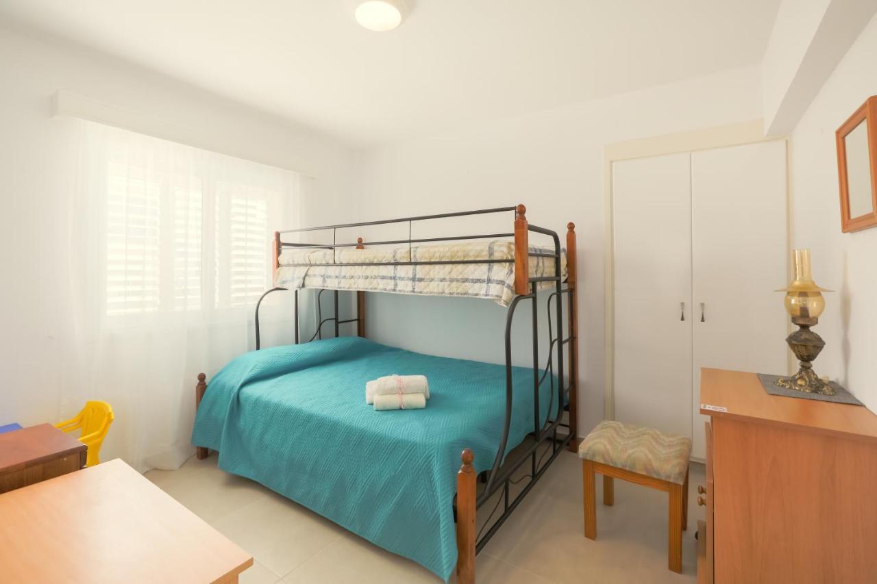 Jimmy'S Flat Daire Paralimni Dış mekan fotoğraf