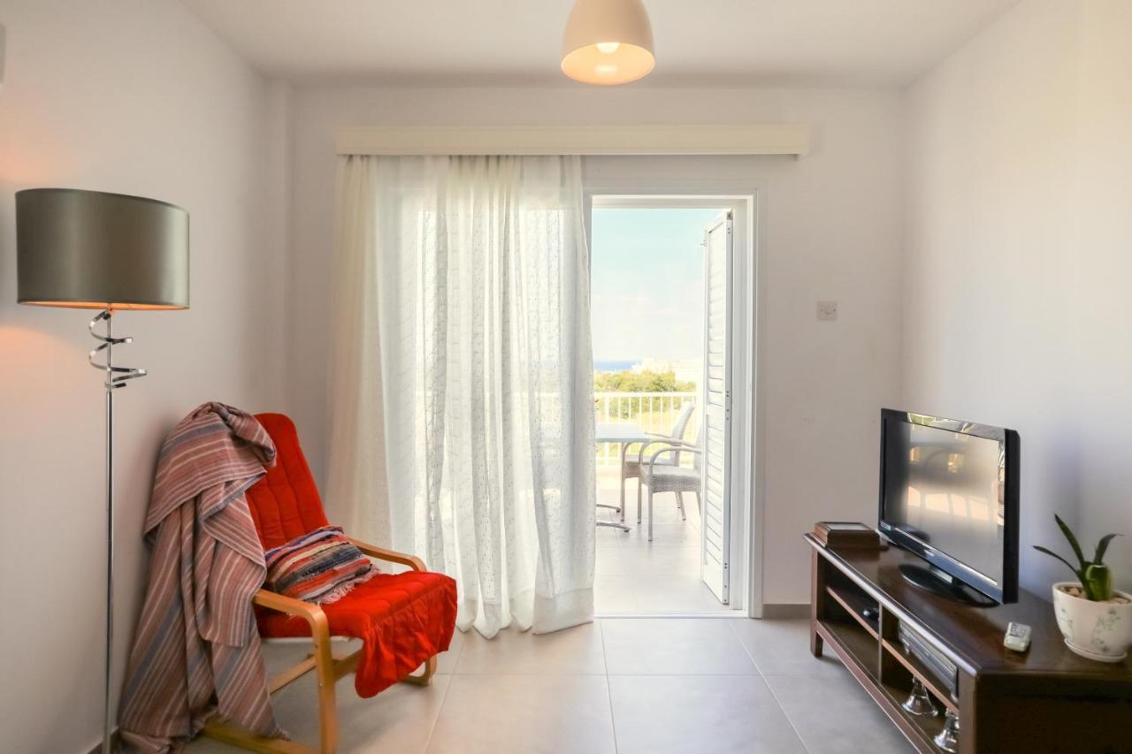 Jimmy'S Flat Daire Paralimni Dış mekan fotoğraf