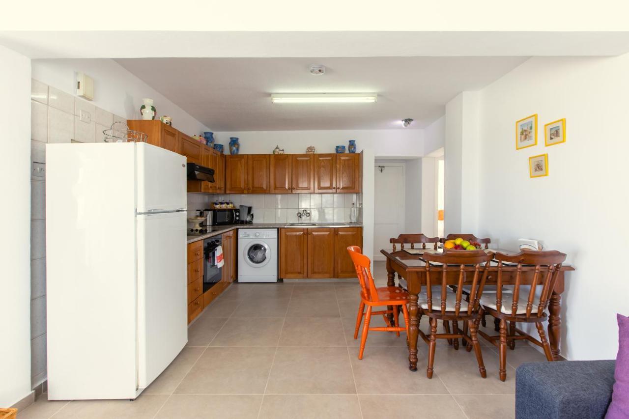 Jimmy'S Flat Daire Paralimni Dış mekan fotoğraf